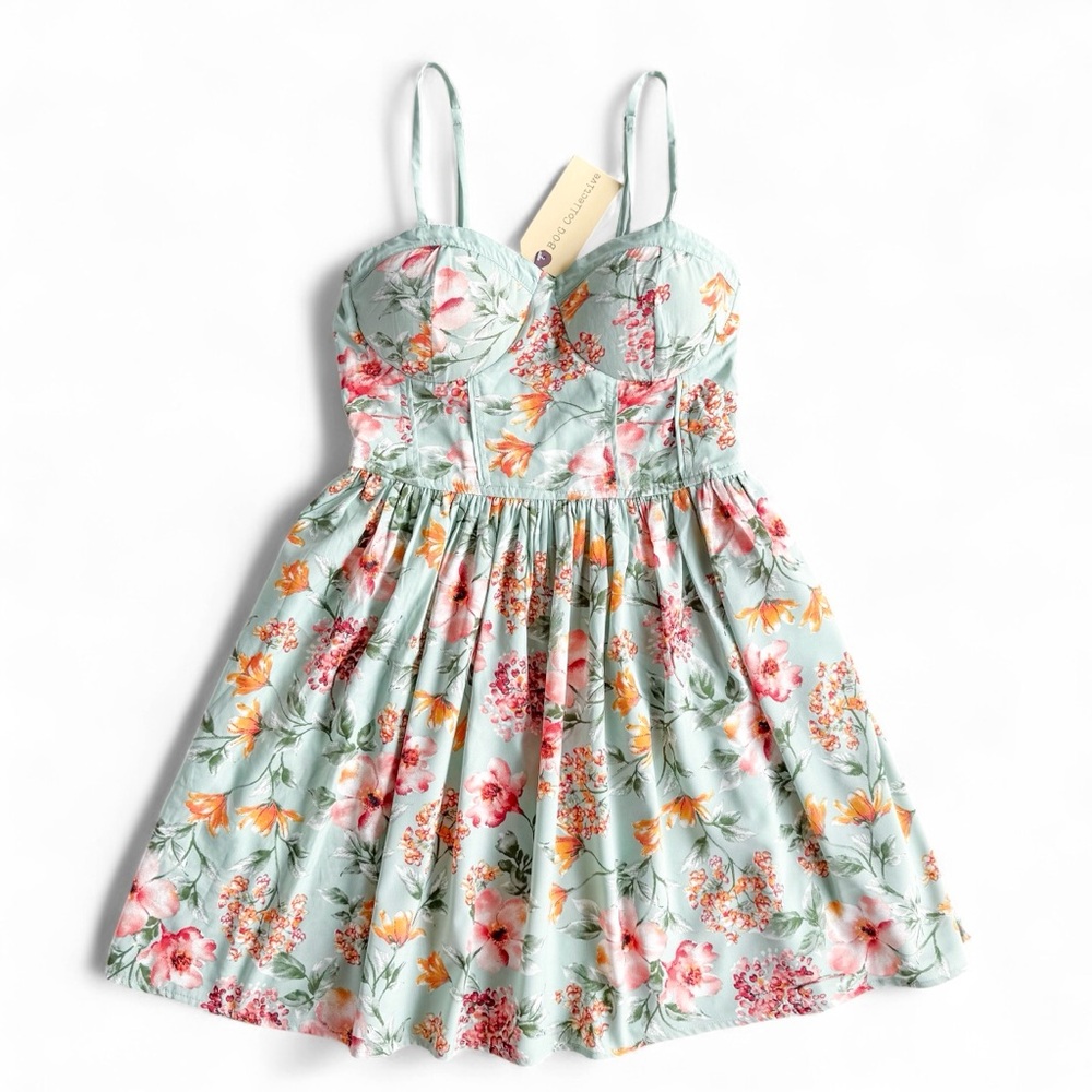 Green Sleeveless Sundress with Sweetheart Neckline